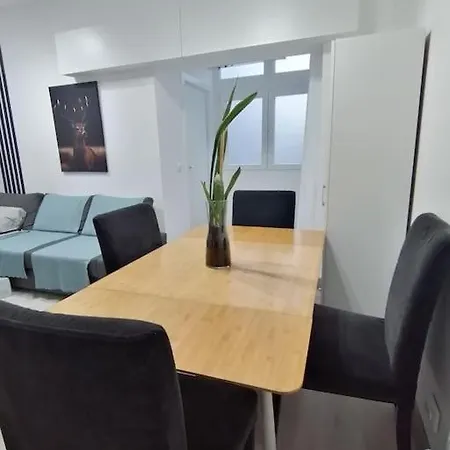 Apartamento T1 Em Paco De Arcos.