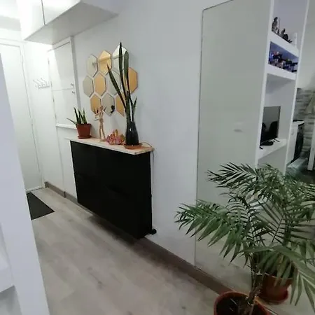 Lejlighed Apartamento T1 Em Paco De Arcos. *